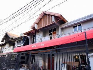 Reddoorz Near Mall Kelapa Gading Rumah tetamu